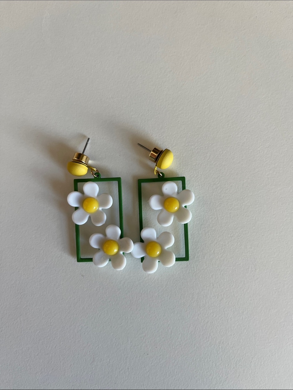 White & Yellow Daisy Drop Earrings with Green Frame - Women Jewelry